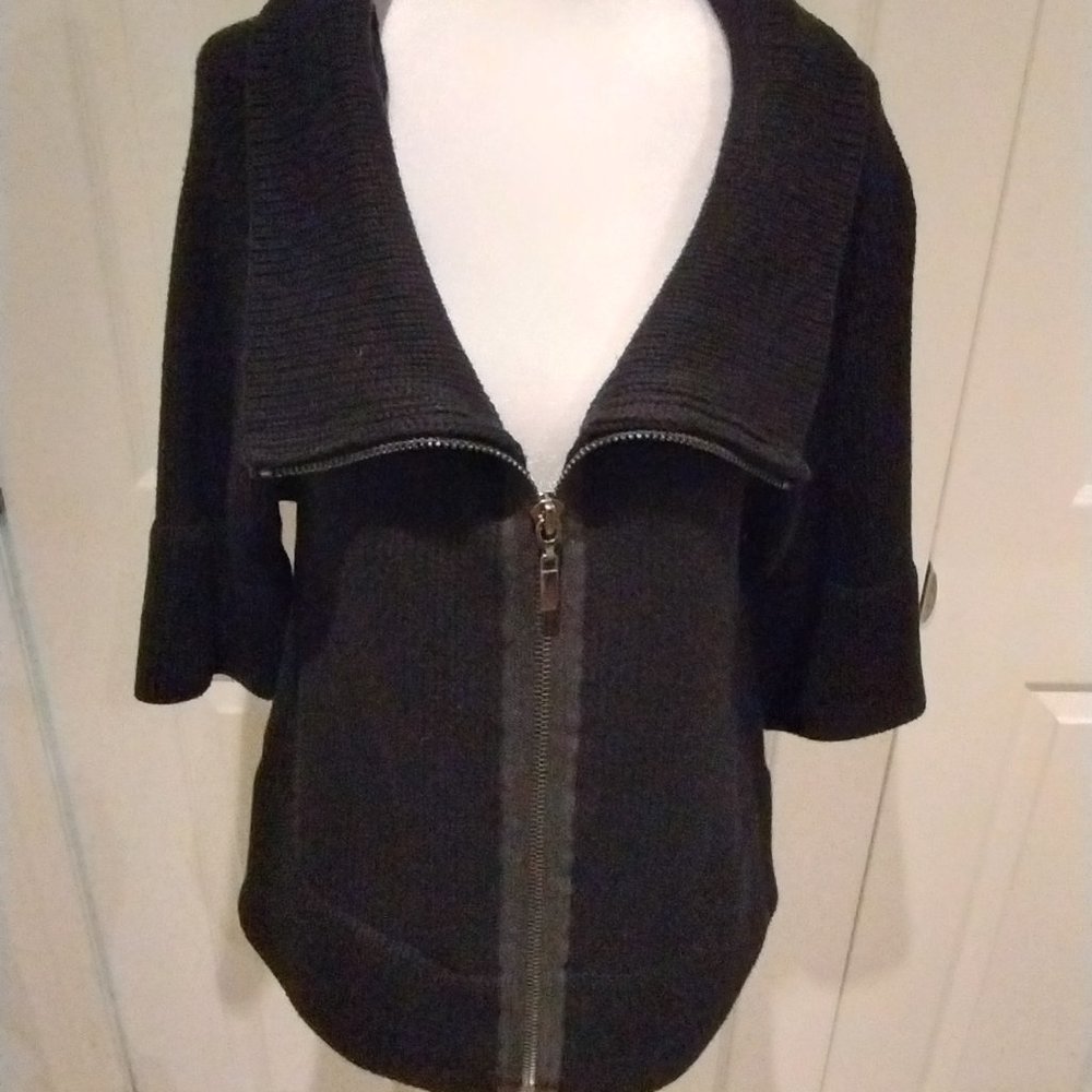 Kenneth Cole New York, Black Ladies Short-Sleeved Cardigan Sweater, MEDIUM
